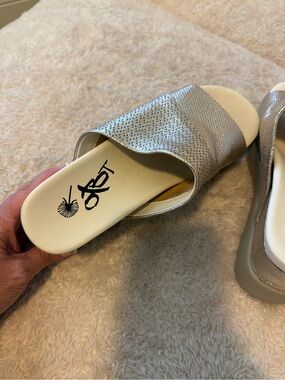OTBT Metallic Silver Perforated Slide Sandals for Women